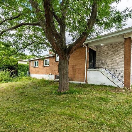브로사르 Spacious 4Br House Close To Dt 아파트 외부 사진